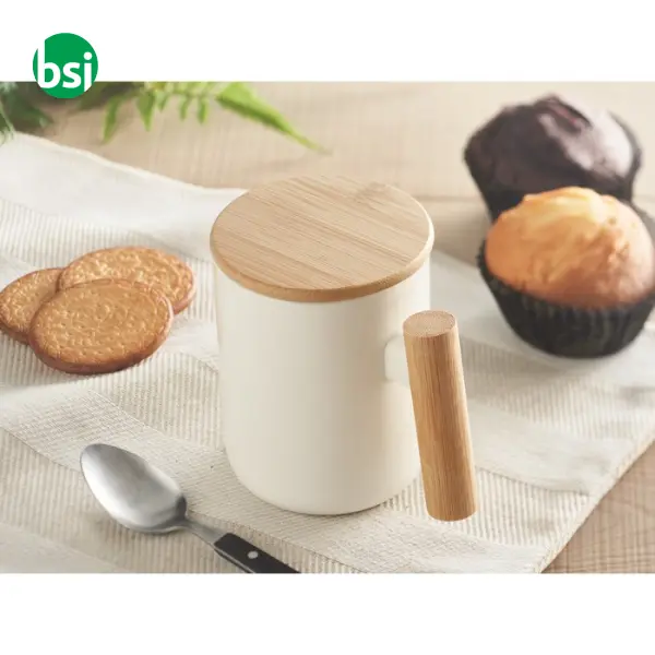 Porcelain mug with lid 380 ml - MAJEST -  2
