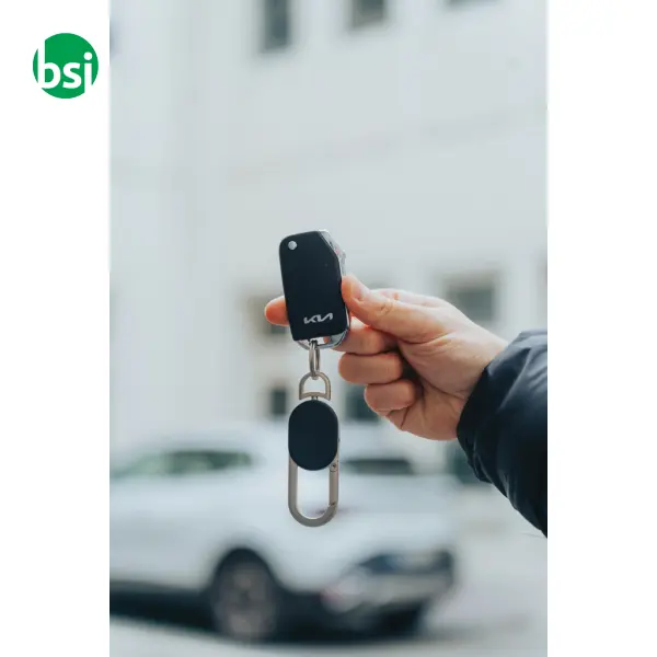 Keyfinder keychain with worldwide locating and USB -  11